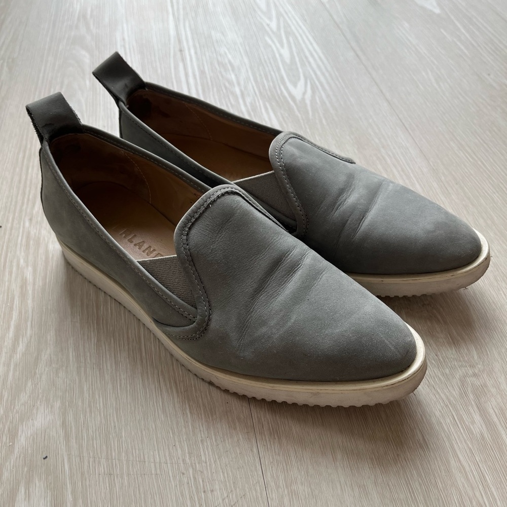 Everlane grey suede women’s sneaker